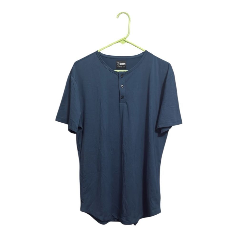 Cuts Clothing Men's Short  Sleeve Curve Hem Crew NeckSignature Fit Tee-XL